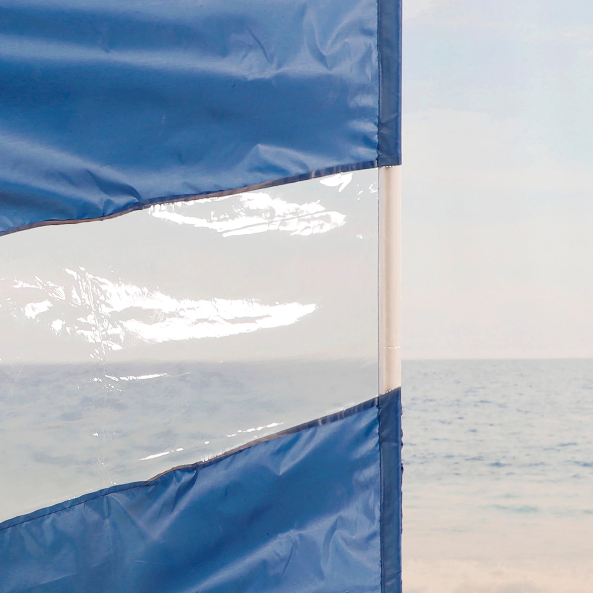 Aktive 440x130 cm Blue Color PVC Panoramic Window Polyester Fabric Steel Frame 4 Rods Carrying Cover With Handle Foldable Beach Windbreaker Solmar